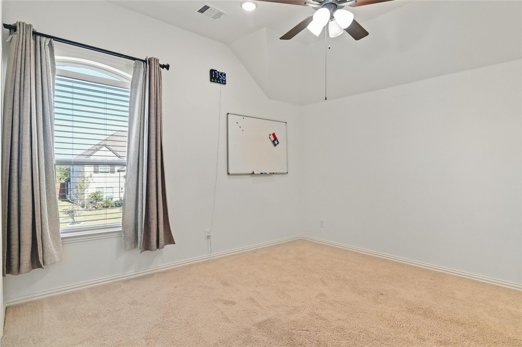 1611 Mcmaster Ln - Photo 32
