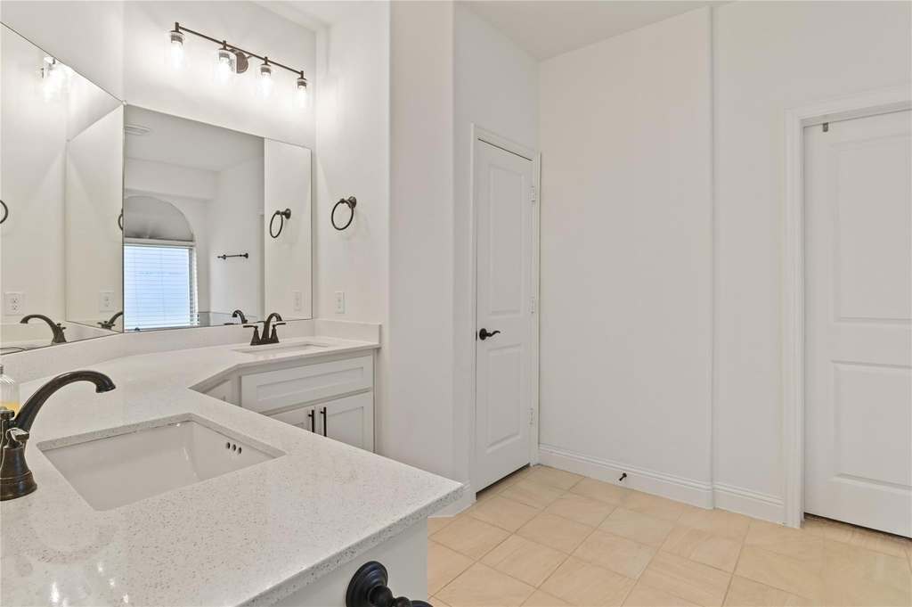 1611 Mcmaster Ln - Photo 22