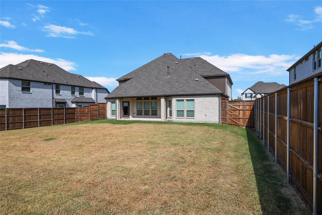 1611 Mcmaster Ln - Photo 34