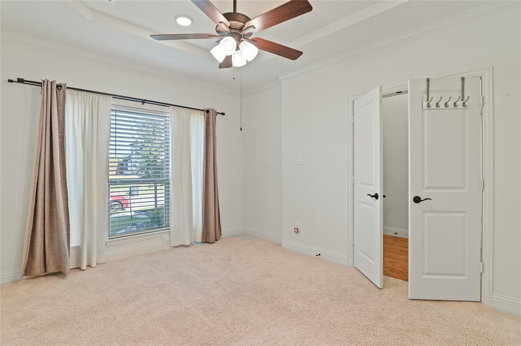 1611 Mcmaster Ln - Photo 18