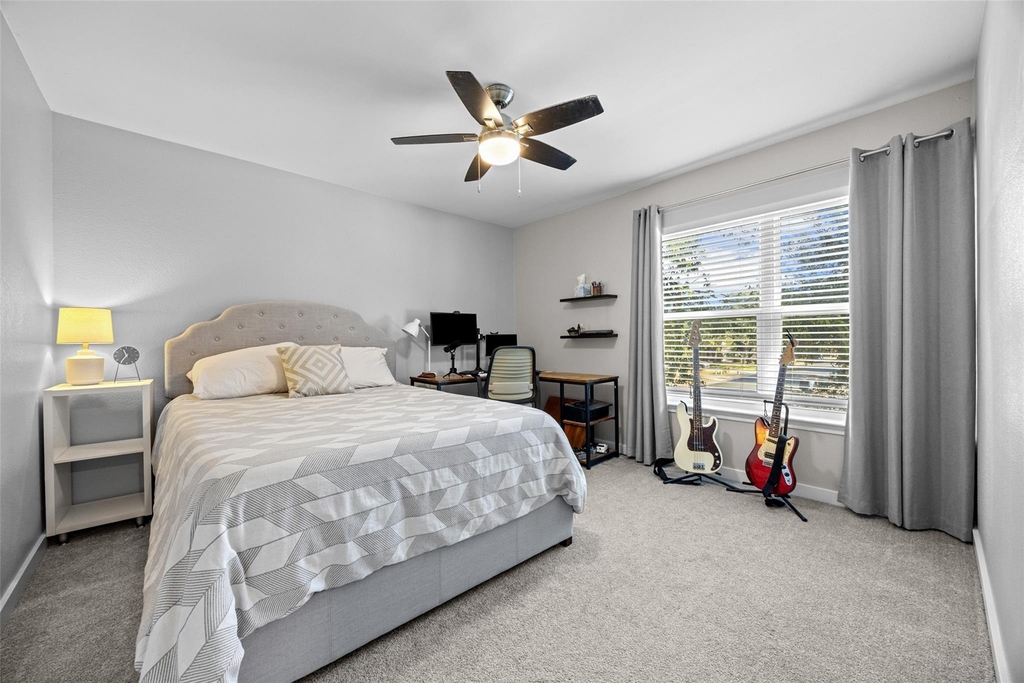 8058 Thaxton Rd - Photo 16