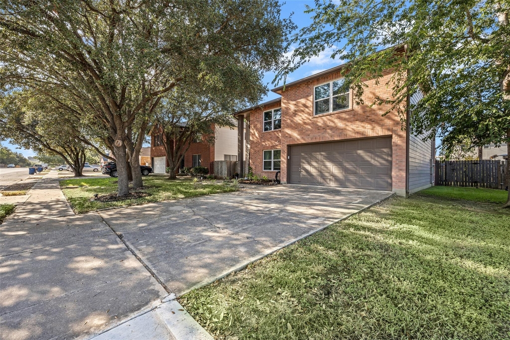 8058 Thaxton Rd - Photo 1