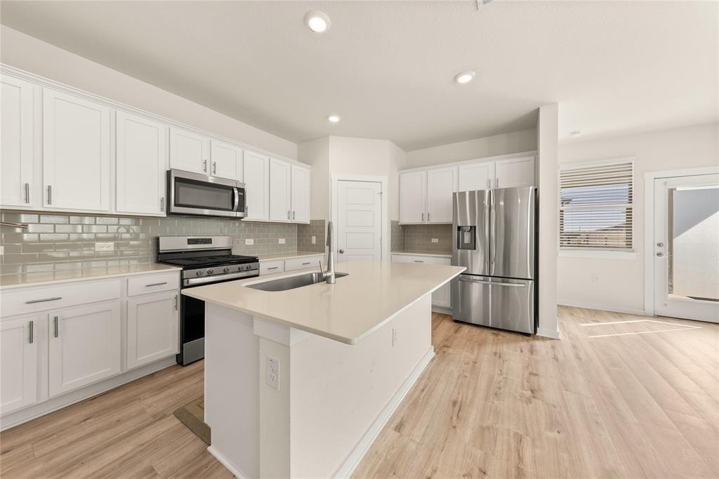 13809 Lubeck Dr - Photo 8