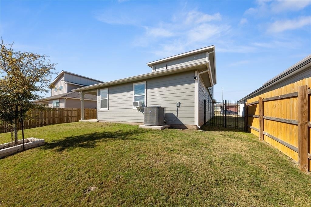 13809 Lubeck Dr - Photo 35
