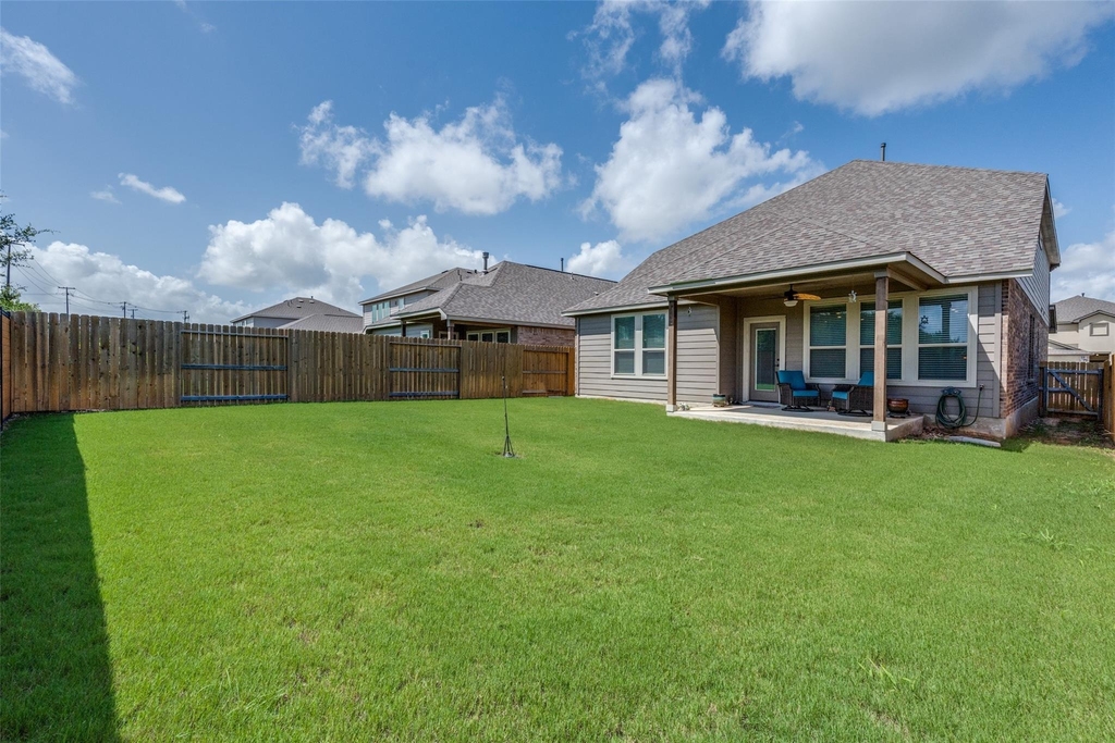 1624 Stone House Dr - Photo 15