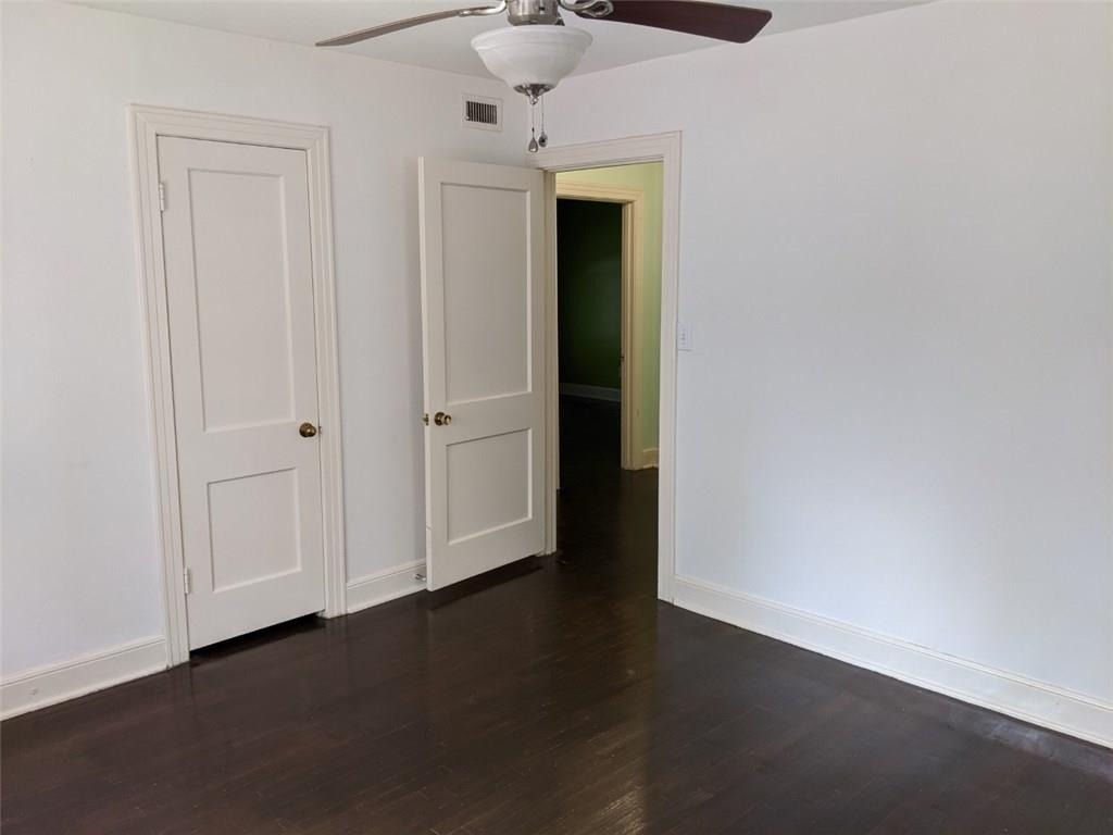 1006 Brentwood St - Photo 6
