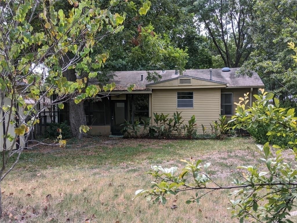 1006 Brentwood St - Photo 14