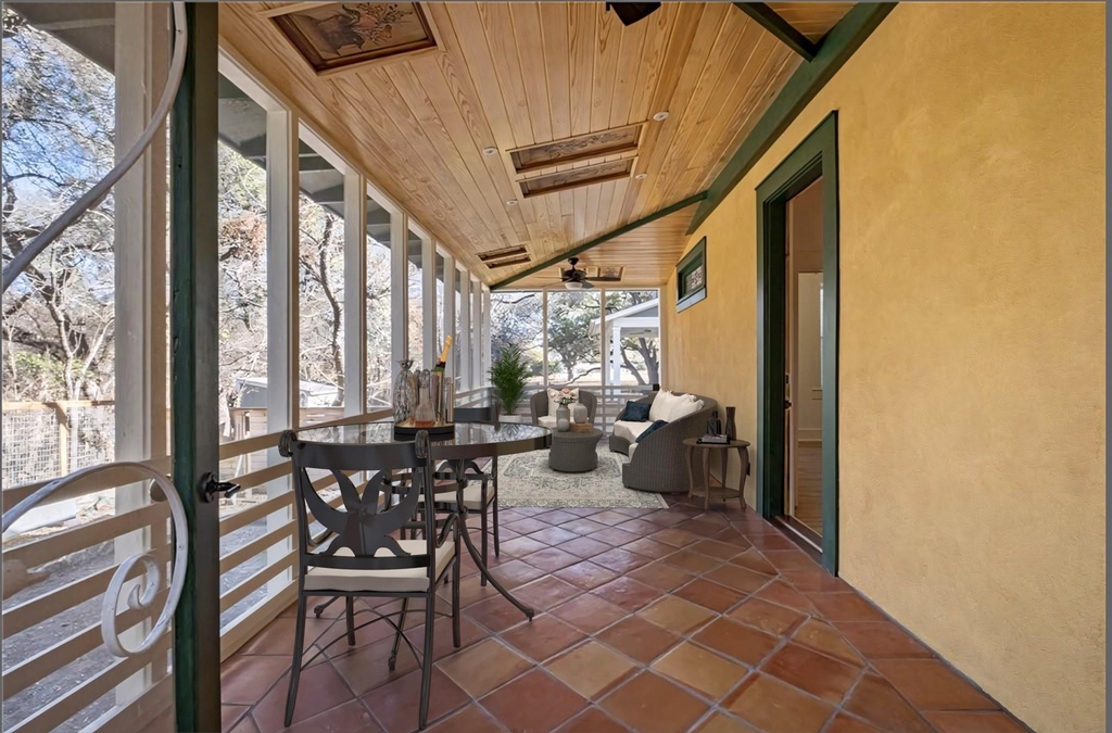 702 W Gibson St - Photo 3