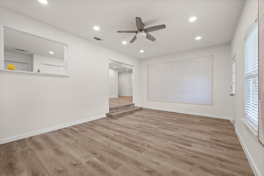 13307 Effingham St - Photo 11
