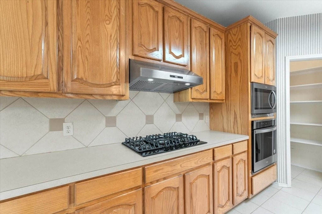 207 Colby Ln - Photo 9