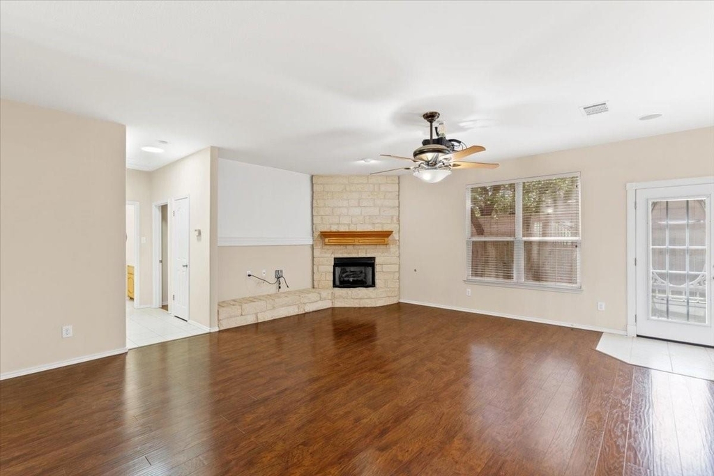 207 Colby Ln - Photo 13