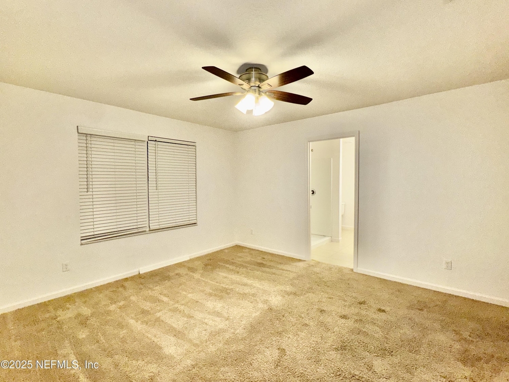 8709 Lake George Circle E - Photo 10