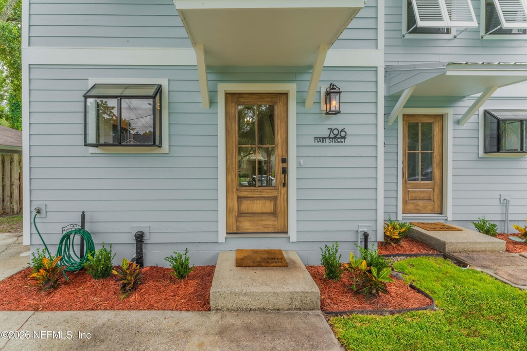 796 Main Street - Photo 2