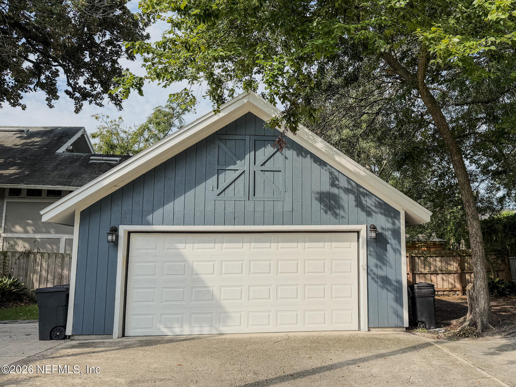 2769 Riverside Avenue - Photo 31