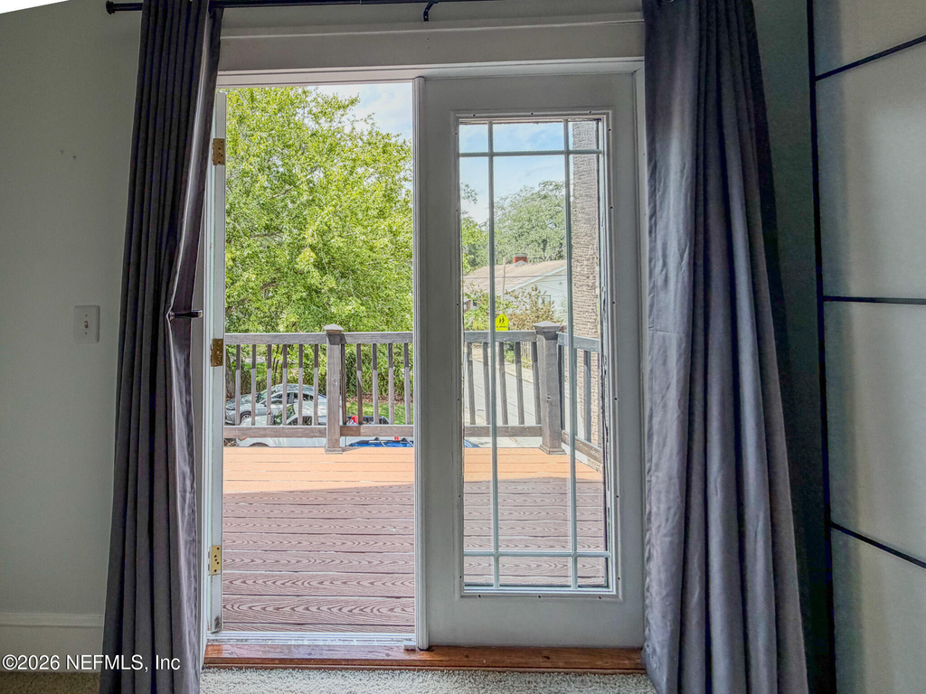 2769 Riverside Avenue - Photo 28
