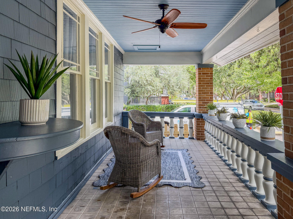 2769 Riverside Avenue - Photo 3