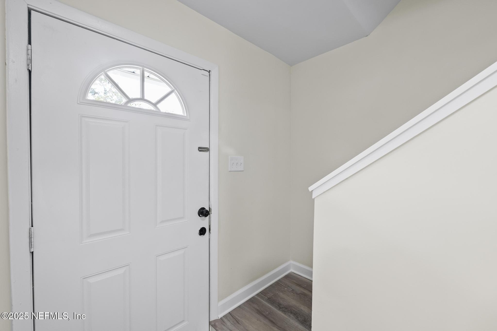 11359 Bedford Oaks Drive - Photo 4
