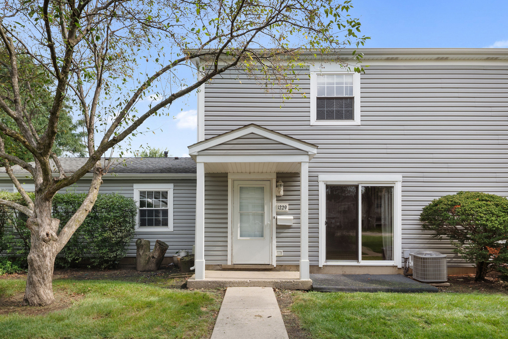 1229 Nova Court - Photo 0