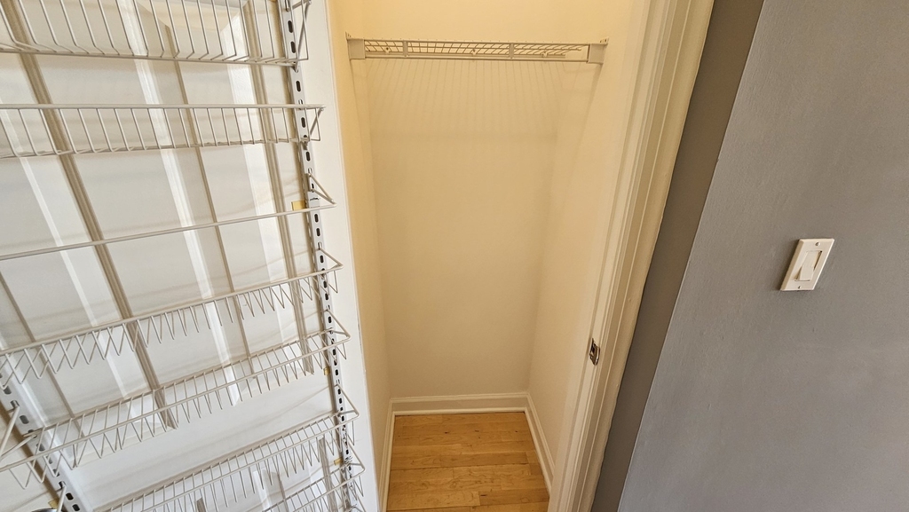511 N Hartland Court - Photo 13