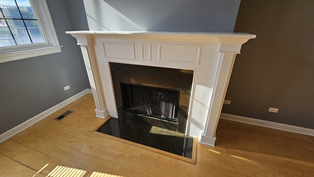 511 N Hartland Court - Photo 2