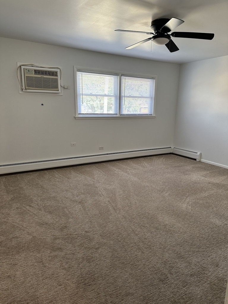 4537 Maple Avenue - Photo 9