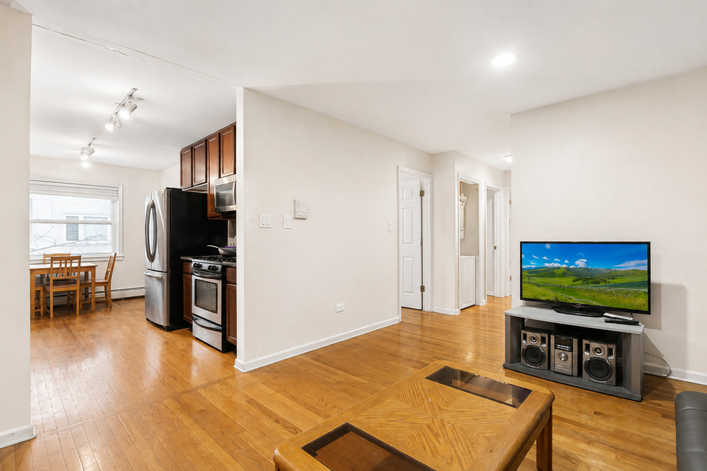 2147 Ridge Avenue - Photo 5