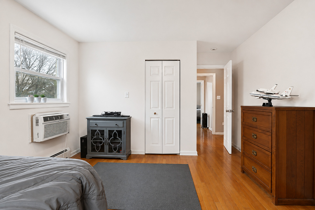 2147 Ridge Avenue - Photo 10