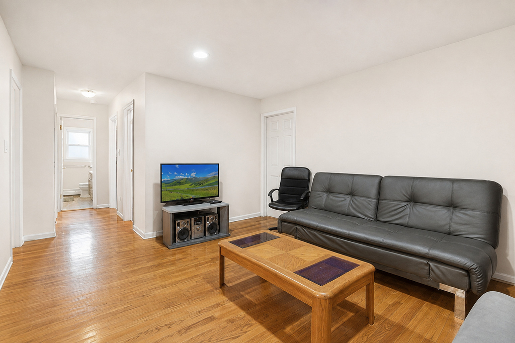 2147 Ridge Avenue - Photo 3