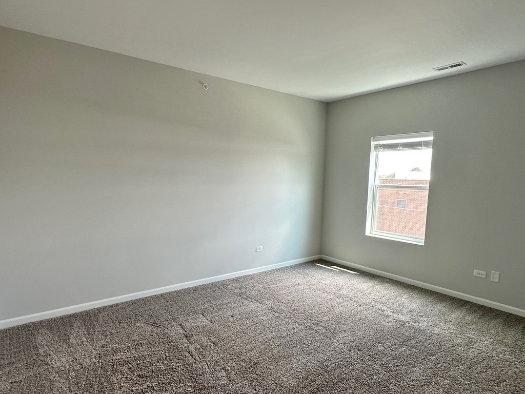 855 E Main Street - Photo 9