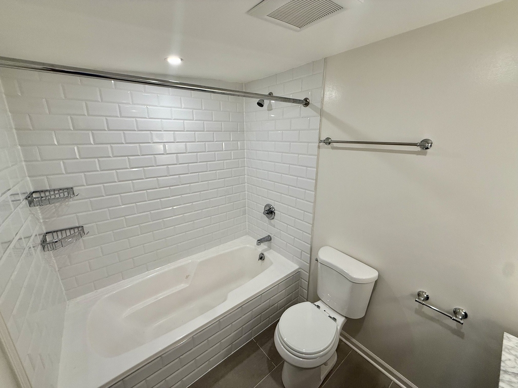 937 W Armitage Avenue - Photo 9