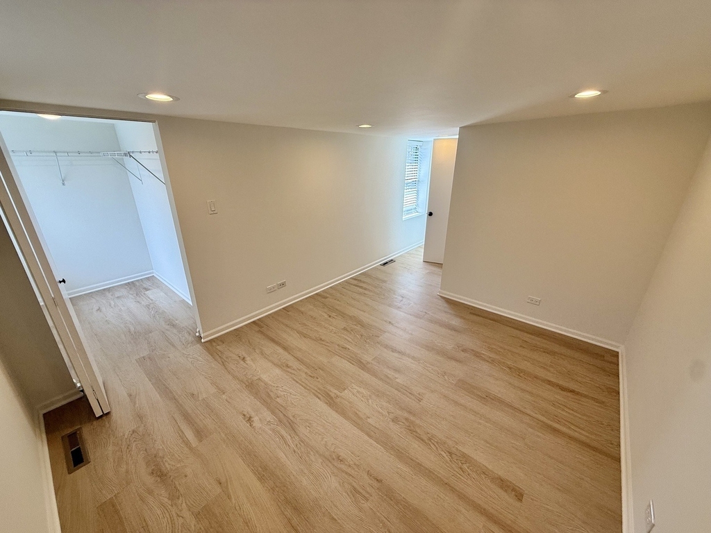 935 W Armitage Avenue - Photo 19
