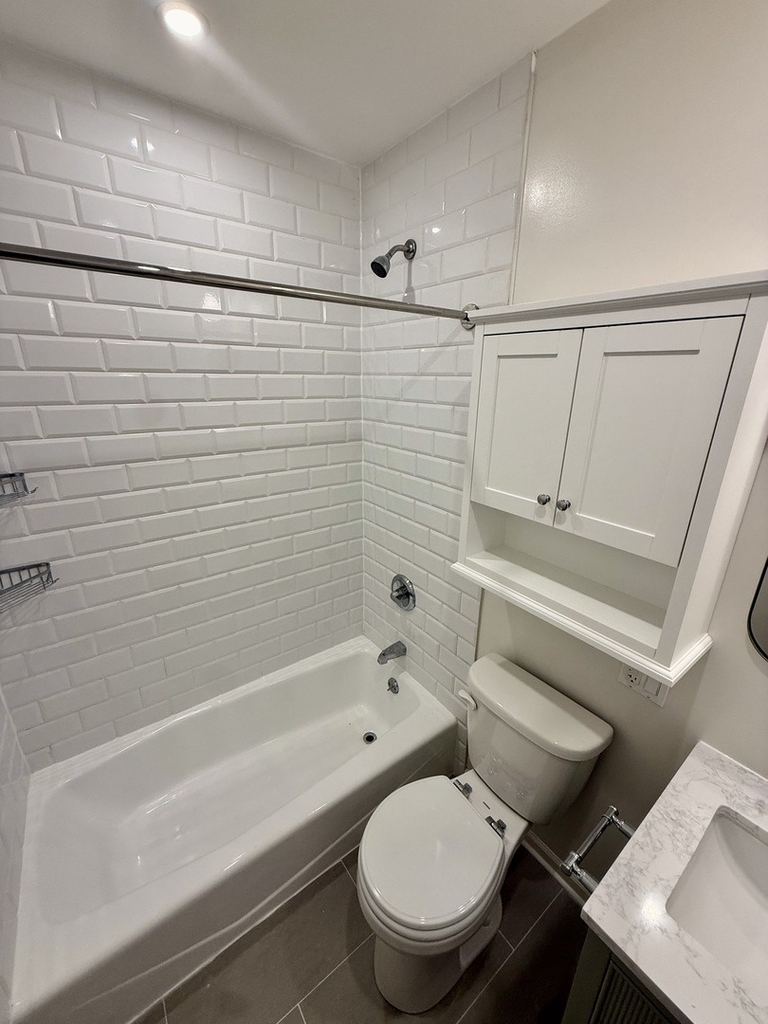 935 W Armitage Avenue - Photo 11