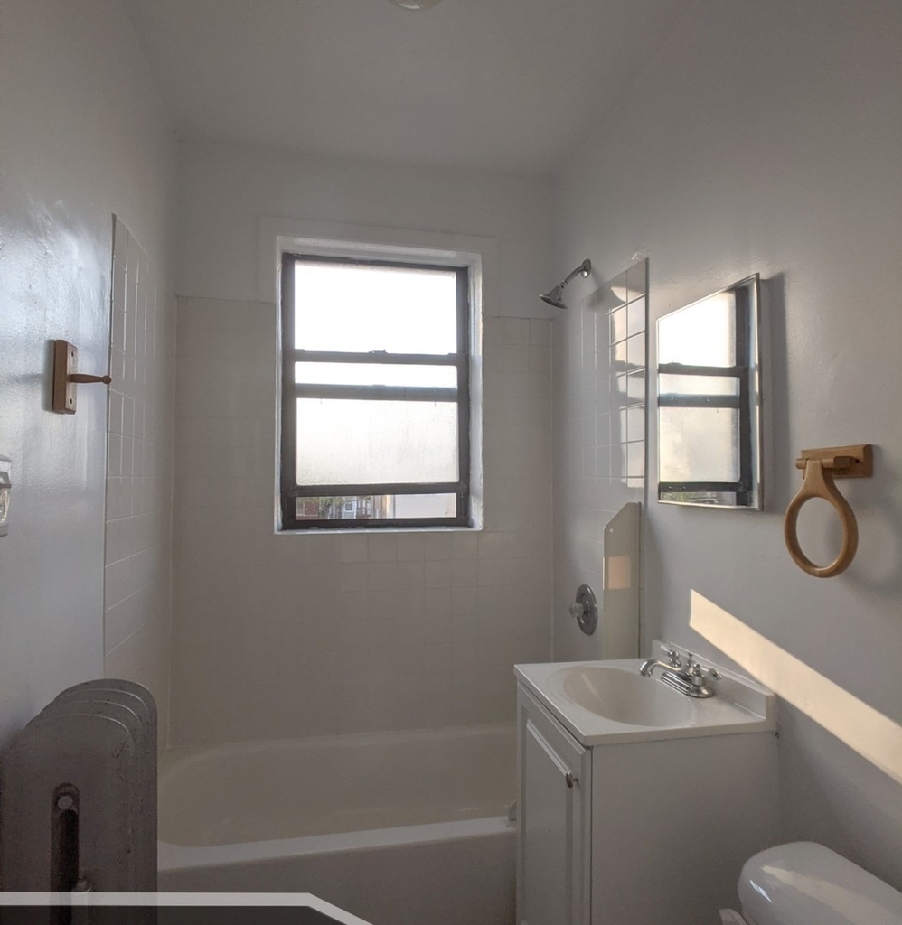 2334 N Spaulding Avenue - Photo 12