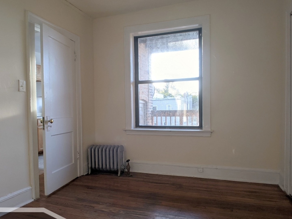 2334 N Spaulding Avenue - Photo 8