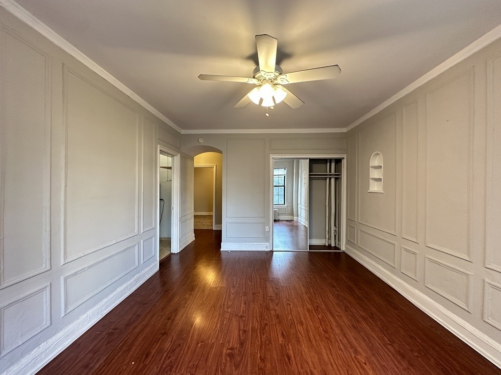 434 W Wellington Avenue - Photo 10