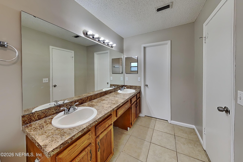 1351 Trotters Walk Way - Photo 7