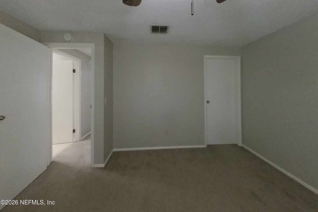 8338 Knotts Landing Drive E - Photo 8