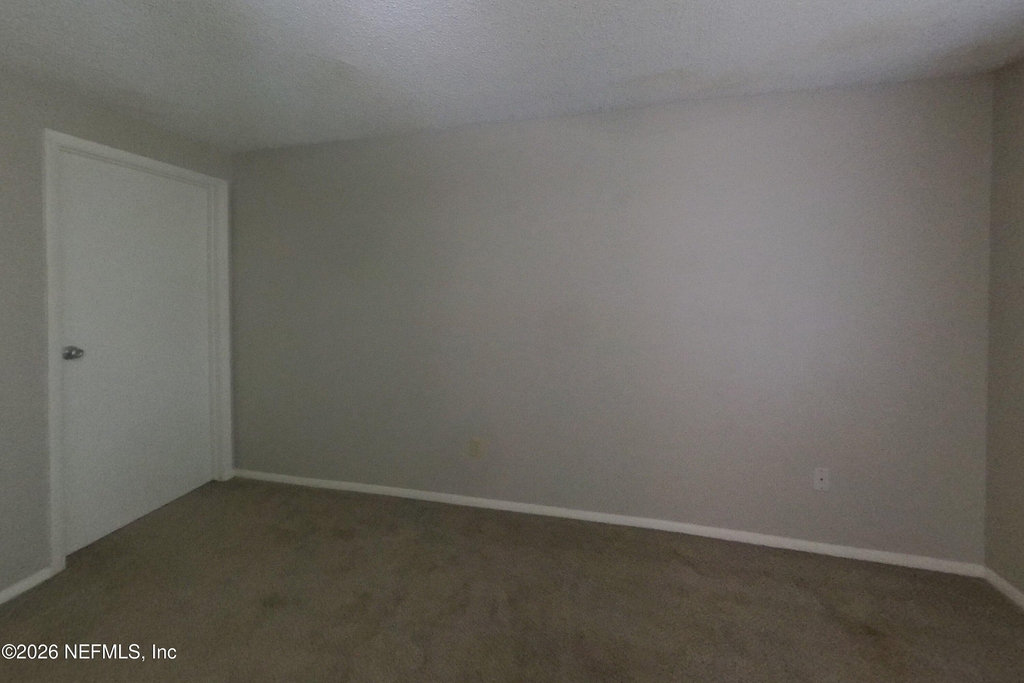 8338 Knotts Landing Drive E - Photo 9