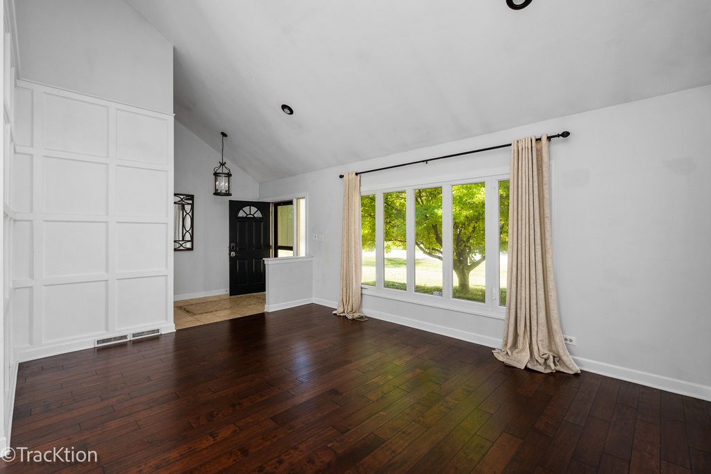 11s639 Mcgrath Lane - Photo 8