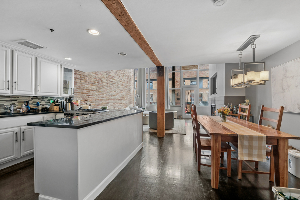 1000 W Washington Boulevard - Photo 6