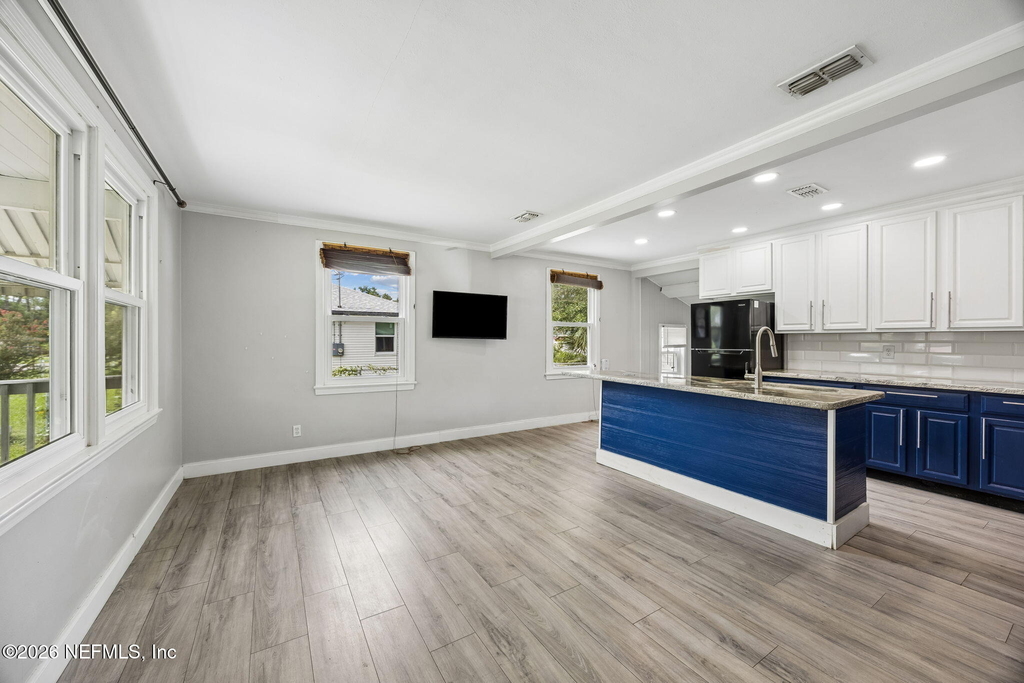 9115 Jackson Avenue - Photo 7