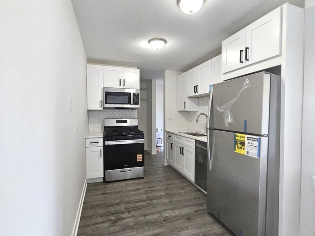 1375 Rebecca Drive - Photo 4