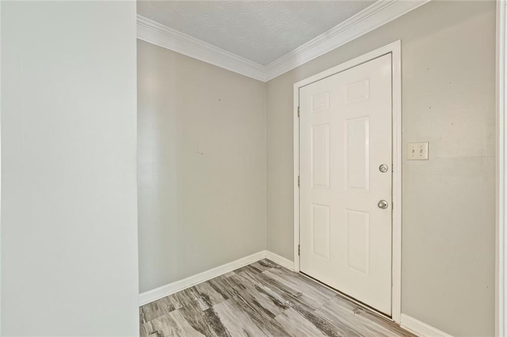 1456 Scholar Drive - Photo 3