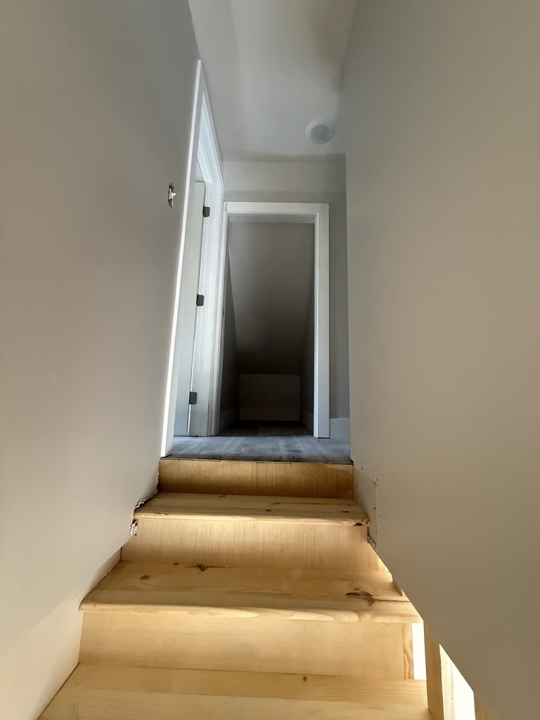 16901 Crane Avenue - Photo 13