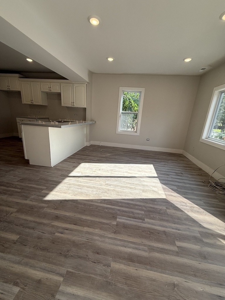 16901 Crane Avenue - Photo 6
