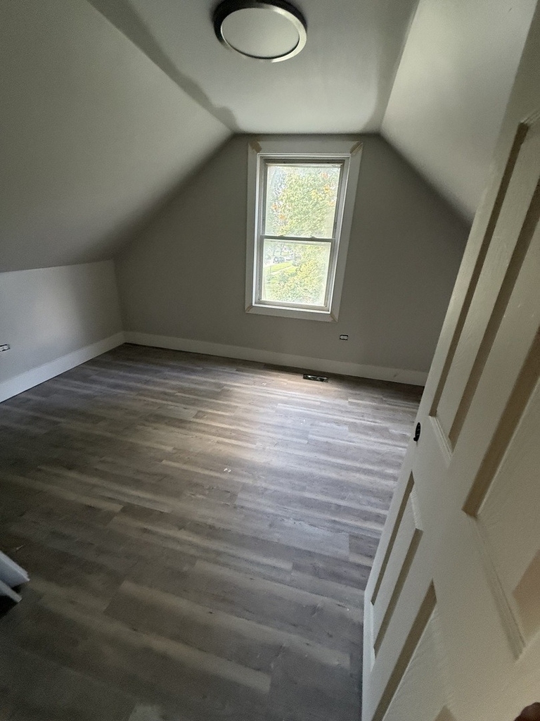 16901 Crane Avenue - Photo 12