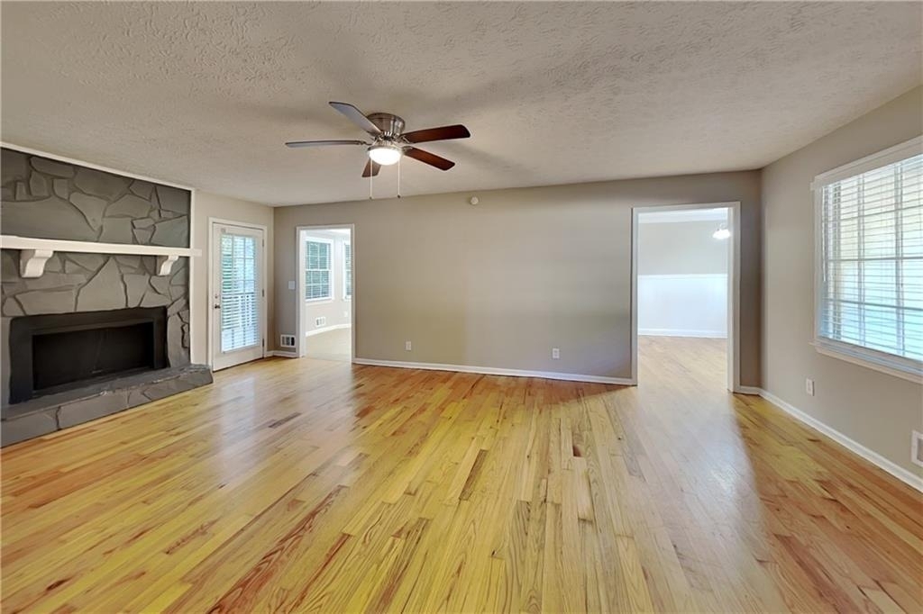 327 Pine Trail - Photo 3