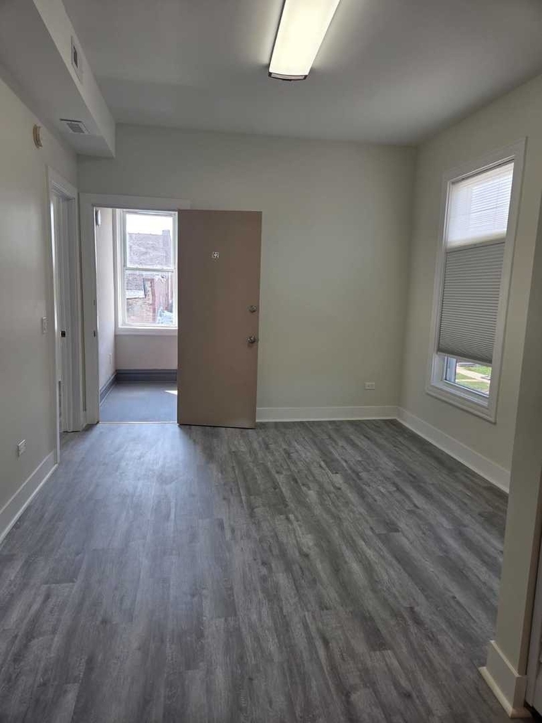 6207 S Bishop Street - Photo 1