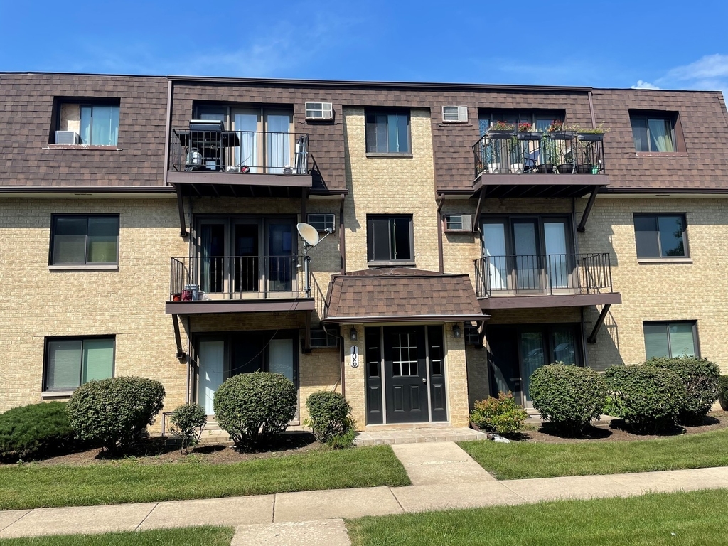 106 Olesen Drive - Photo 0
