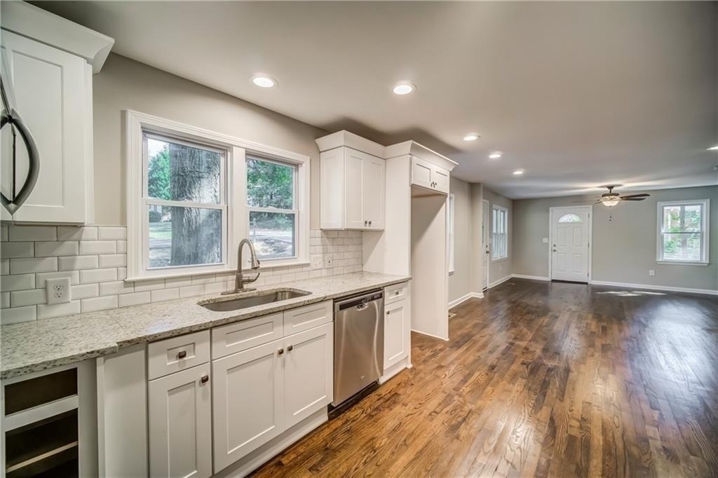 6429 Gordon Street - Photo 6